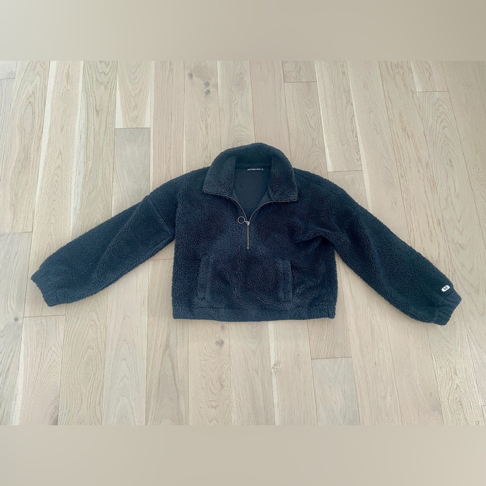 Abercrombie & Fitch Black Fleece Pullover